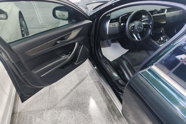 Used Jaguar XFL 2023 XFL 2.0T P200 Two-Wheel-Drive Elite Luxury Edition Driver Seat