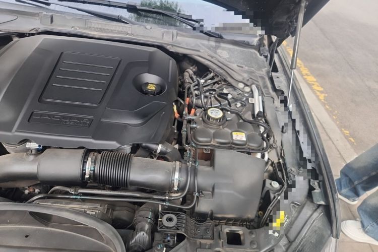 Used Jaguar XFL 2023 XFL 2.0T P250 Two-Wheel-Drive Elite Sport Edition Engine Bay Left