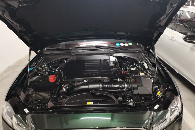 Used Jaguar XFL 2023 XFL 2.0T P250 Two-Wheel-Drive Elite Sport Edition Engine Bay