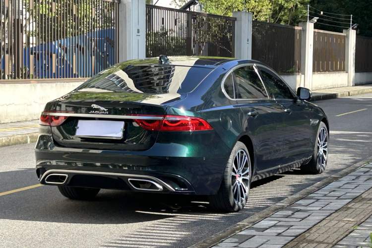 Used Jaguar XFL 2023 XFL 2.0T P250 Two-Wheel-Drive Luxury Deluxe Edition Exterior 1