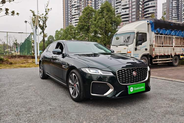 Used Jaguar XFL 2023 XFL 2.0T P200 Two-Wheel-Drive Elite Luxury Edition Exterior 2