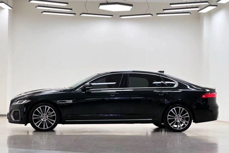 Used Jaguar XFL 2023 XFL 2.0T P250 Two-Wheel-Drive Luxury Deluxe Edition Exterior 3