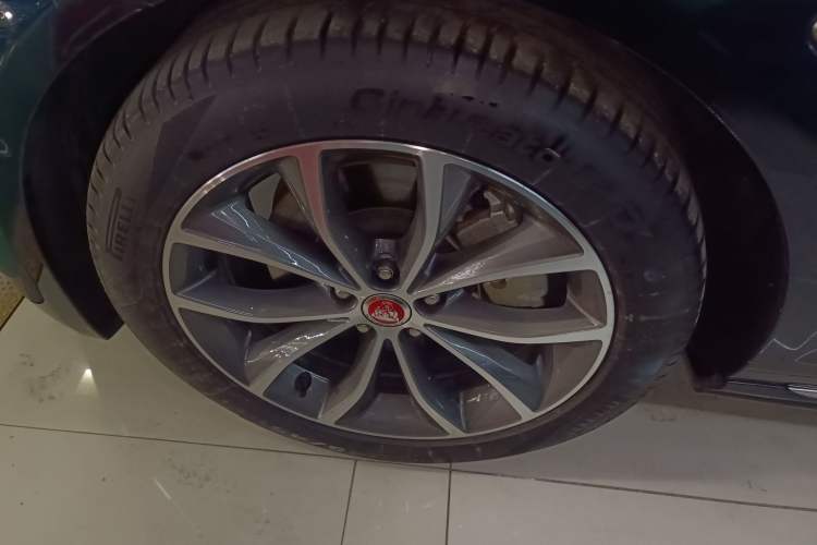 Used Jaguar XFL 2023 XFL 2.0T P250 Two-Wheel-Drive Elite Sport Edition Exterior 4