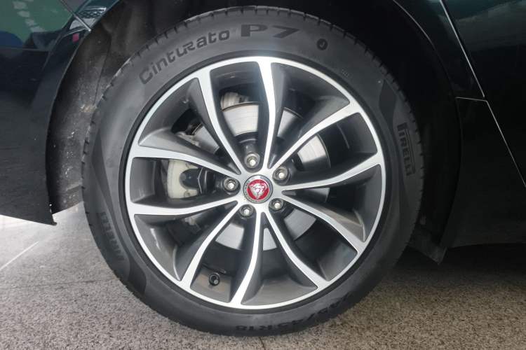 Used Jaguar XFL 2023 XFL 2.0T P200 Two-Wheel-Drive Elite Luxury Edition Exterior 5