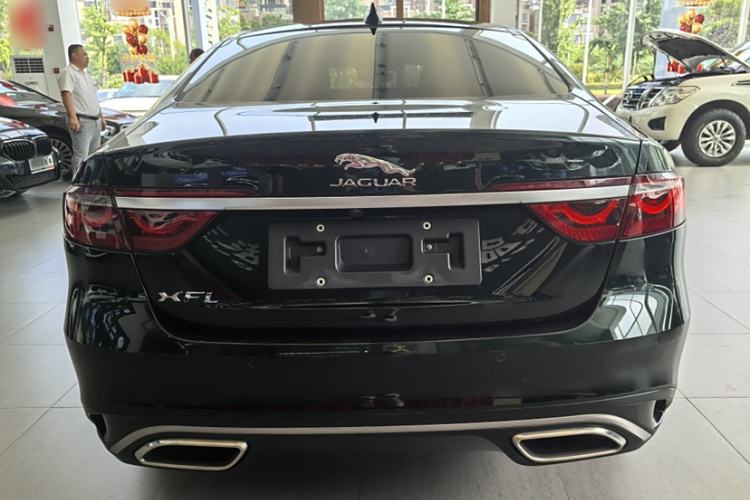 Used Jaguar XFL 2023 XFL 2.0T P250 Two-Wheel-Drive Luxury Deluxe Edition Exterior 5