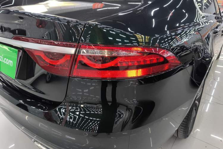 Used Jaguar XFL 2023 XFL 2.0T P250 Two-Wheel-Drive Elite Sport Edition Exterior 6