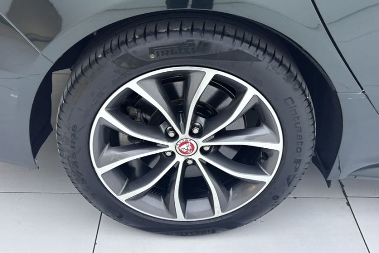 Used Jaguar XFL 2023 XFL 2.0T P250 Two-Wheel-Drive Elite Sport Edition Exterior 8
