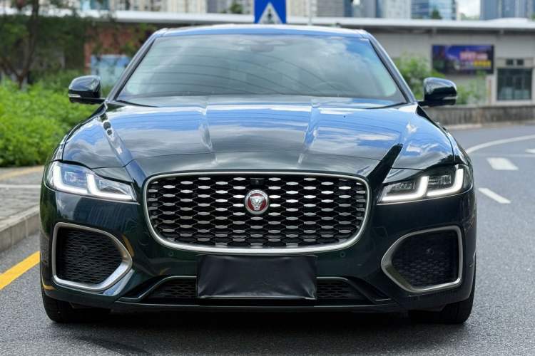 Used Jaguar XFL 2023 XFL 2.0T P250 Two-Wheel-Drive Luxury Deluxe Edition Front