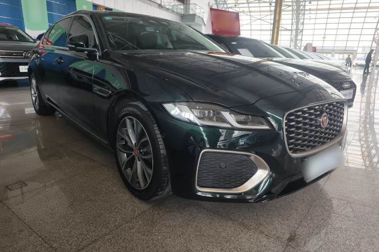 Used Jaguar XFL 2023 XFL 2.0T P200 Two-Wheel-Drive Elite Luxury Edition Front Right 45 Deg
