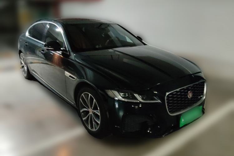Used Jaguar XFL 2023 XFL 2.0T P250 Two-Wheel-Drive Elite Sport Edition Front Right 45 Deg