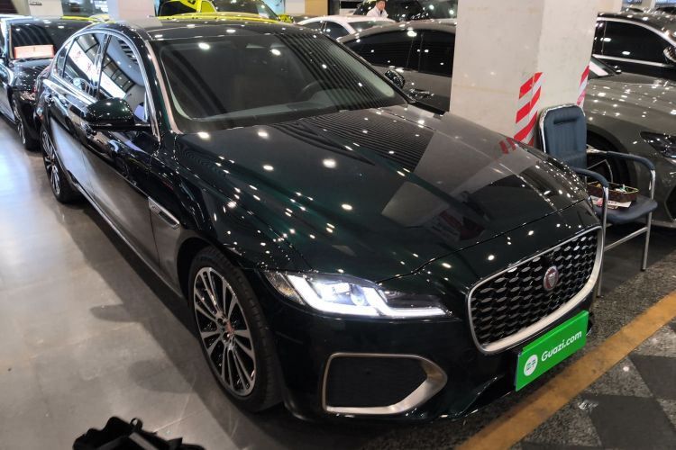Used Jaguar XFL 2023 XFL 2.0T P250 Two-Wheel-Drive Luxury Deluxe Edition Front Right 45 Deg
