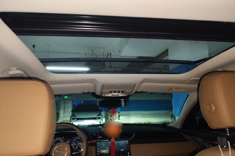 Used Jaguar XFL 2023 XFL 2.0T P250 Two-Wheel-Drive Luxury Deluxe Edition Headliner
