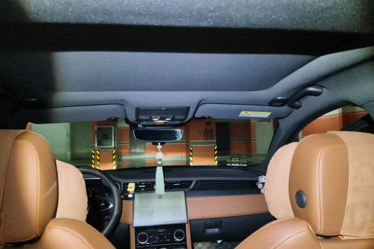 Used Jaguar XFL 2023 XFL 2.0T P250 Two-Wheel-Drive Elite Sport Gold Edition Headliner