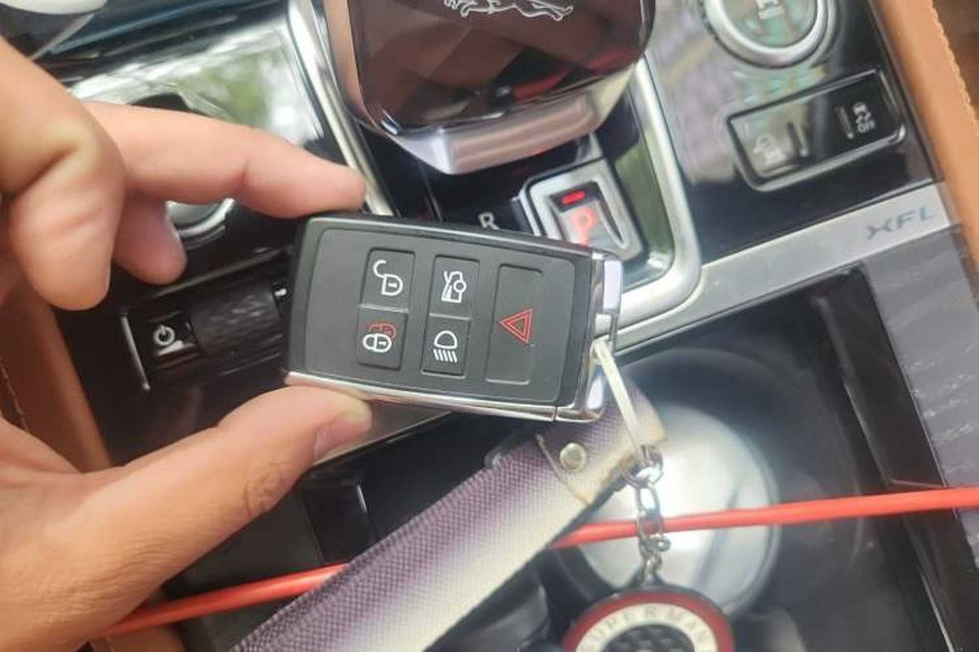 Used Jaguar XFL 2023 XFL 2.0T P250 Two-Wheel-Drive Elite Sport Edition Interior 1