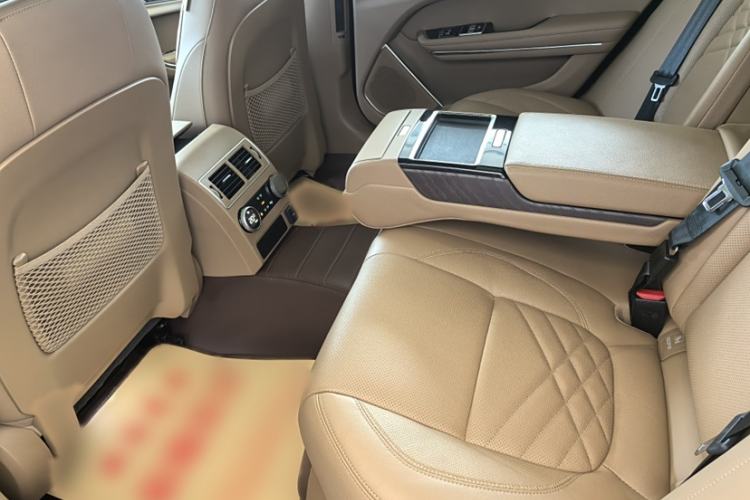 Used Jaguar XFL 2023 XFL 2.0T P250 Two-Wheel-Drive Luxury Deluxe Edition Interior 3