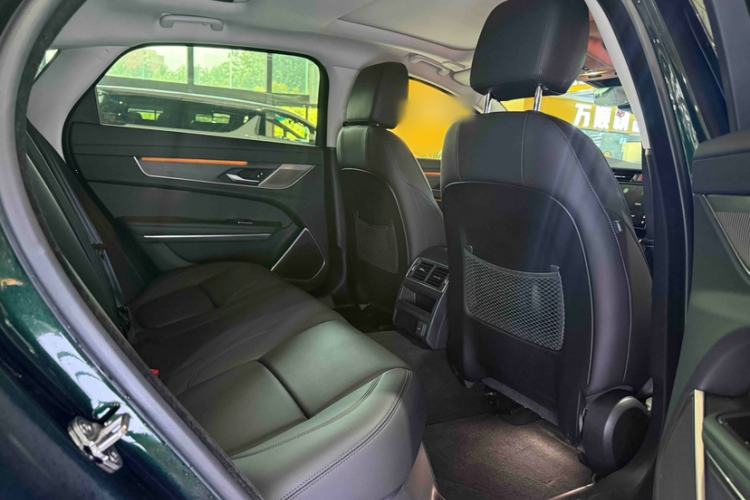 Used Jaguar XFL 2023 XFL 2.0T P200 Two-Wheel-Drive Elite Luxury Edition Interior 9