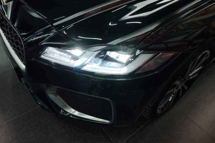 Used Jaguar XFL 2023 XFL 2.0T P250 Two-Wheel-Drive Luxury Deluxe Edition Left Front Headlight