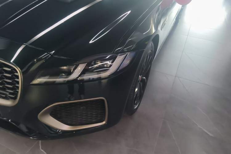 Used Jaguar XFL 2023 XFL 2.0T P250 Two-Wheel-Drive Elite Sport Gold Edition Left Front Headlight