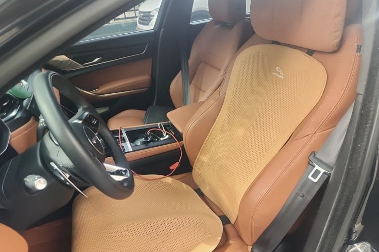 Used Jaguar XFL 2023 XFL 2.0T P250 Two-Wheel-Drive Elite Sport Edition Left Front Seat
