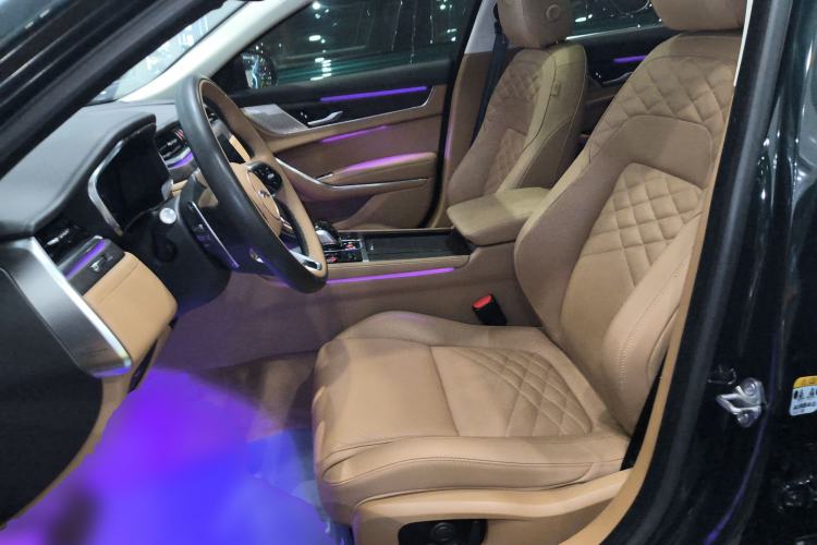 Used Jaguar XFL 2023 XFL 2.0T P250 Two-Wheel-Drive Luxury Deluxe Edition Left Front Seat