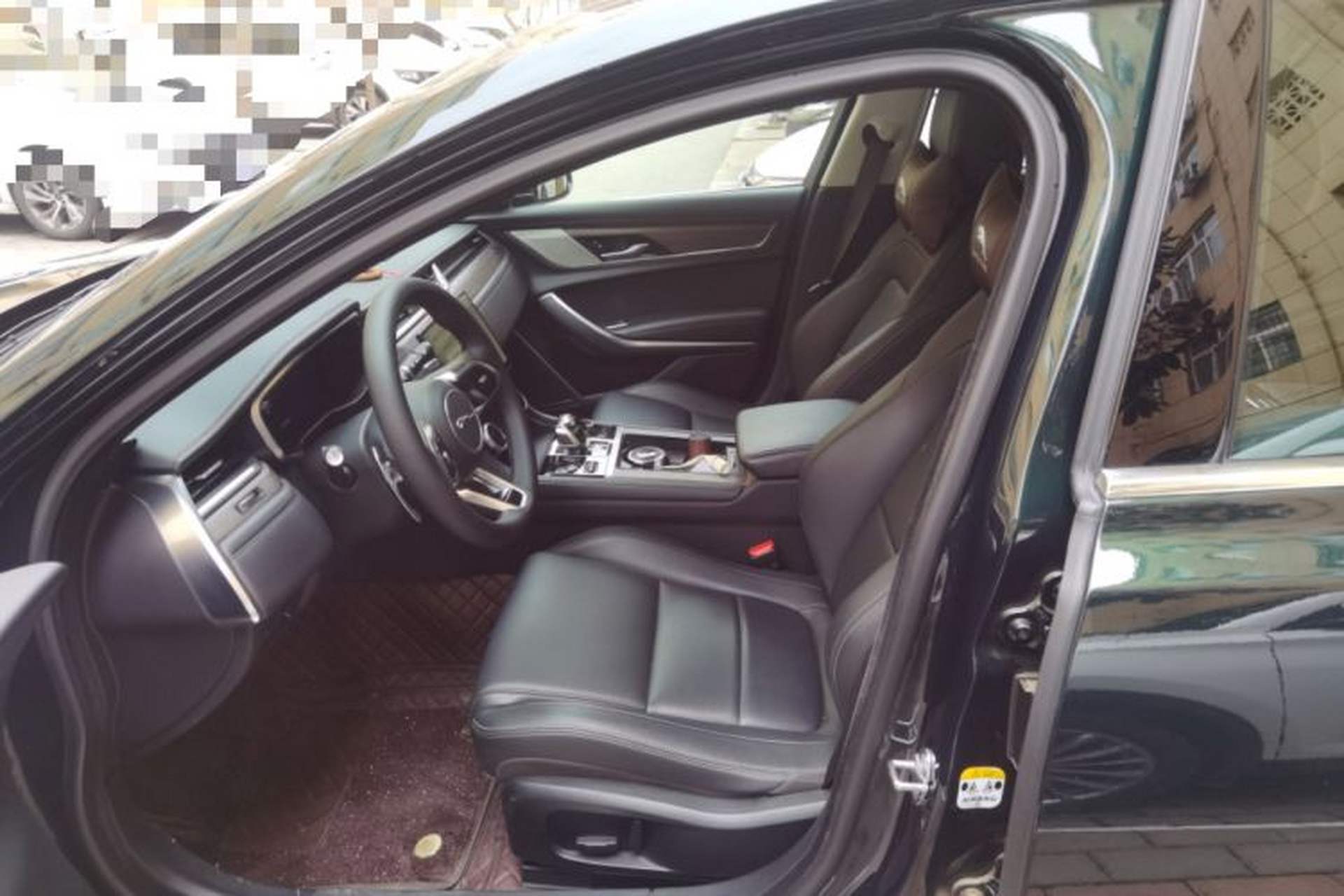Used Jaguar XFL 2023 XFL 2.0T P200 Two-Wheel-Drive Elite Luxury Edition Left Front Seat