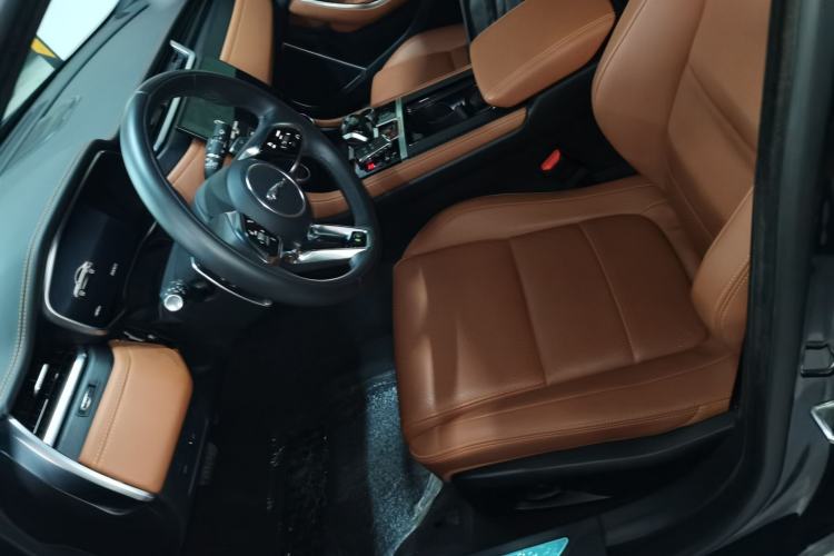Used Jaguar XFL 2023 XFL 2.0T P250 Two-Wheel-Drive Elite Sport Edition Left Front Seat
