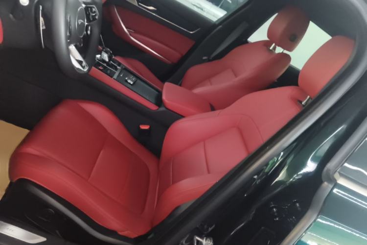 Used Jaguar XFL 2023 XFL 2.0T P250 Two-Wheel-Drive Elite Sport Gold Edition Left Front Seat