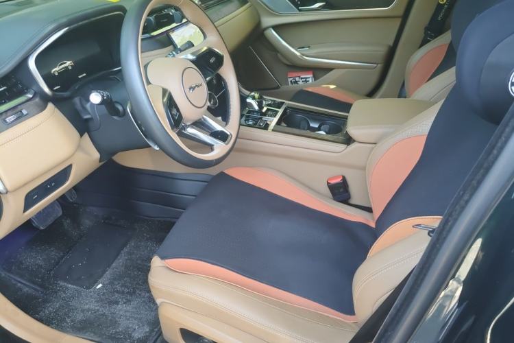 Used Jaguar XFL 2023 XFL 2.0T P250 Two-Wheel-Drive Luxury Deluxe Edition Left Front Seat