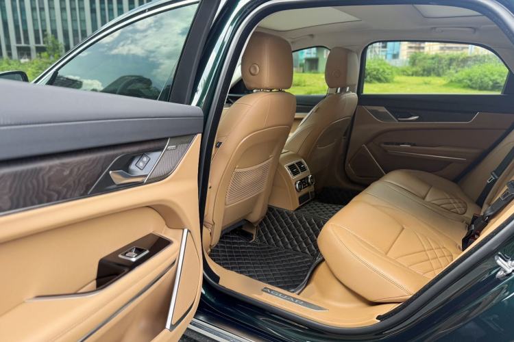 Used Jaguar XFL 2023 XFL 2.0T P250 Two-Wheel-Drive Luxury Deluxe Edition Left Rear Seat