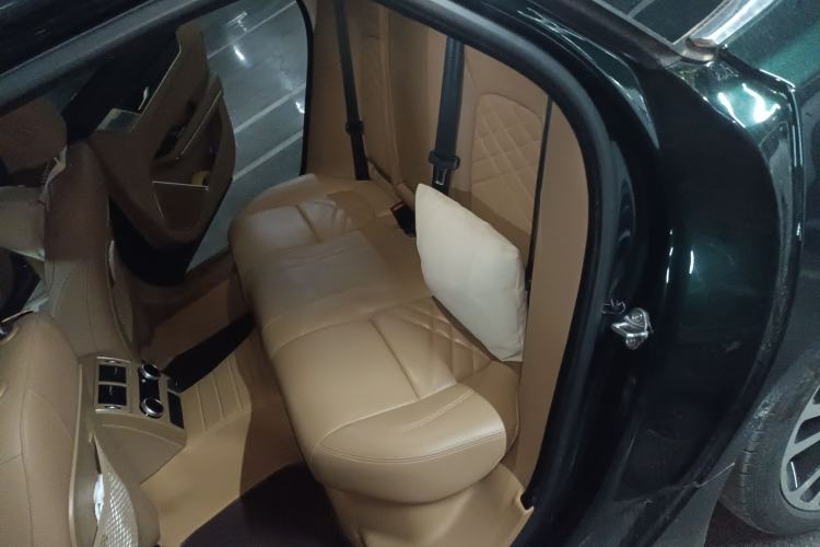 Used Jaguar XFL 2023 XFL 2.0T P250 Two-Wheel-Drive Luxury Deluxe Edition Left Rear Seat