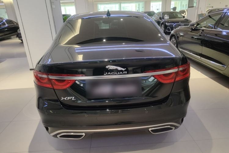 Used Jaguar XFL 2023 XFL 2.0T P250 Two-Wheel-Drive Elite Sport Edition Rear