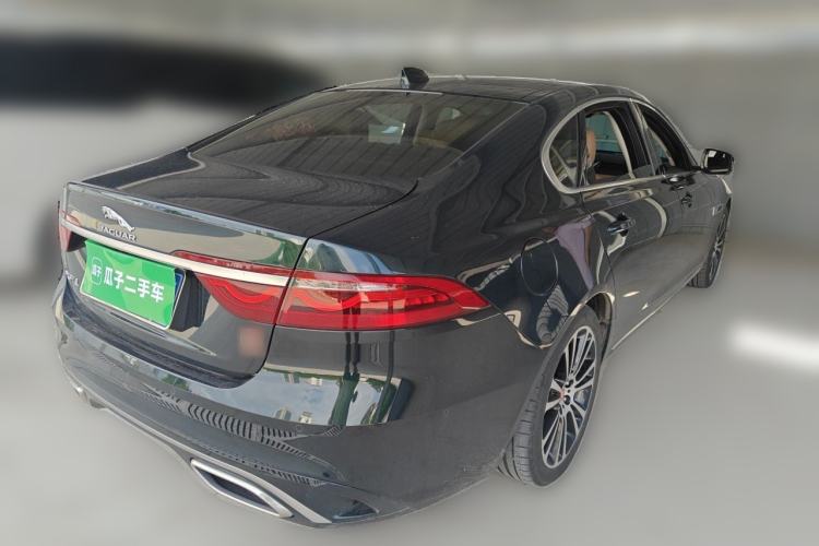 Used Jaguar XFL 2023 XFL 2.0T P250 Two-Wheel-Drive Luxury Deluxe Edition Rear Right 45 Deg
