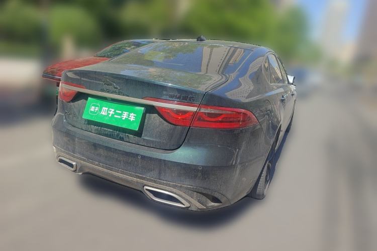 Used Jaguar XFL 2023 XFL 2.0T P250 Two-Wheel-Drive Elite Sport Gold Edition Rear Right 45 Deg