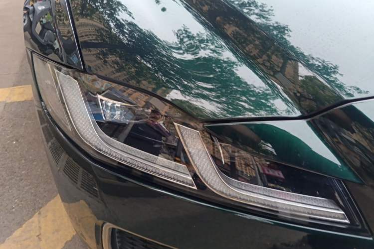 Used Jaguar XFL 2023 XFL 2.0T P250 Two-Wheel-Drive Luxury Deluxe Edition Right Front Headlight