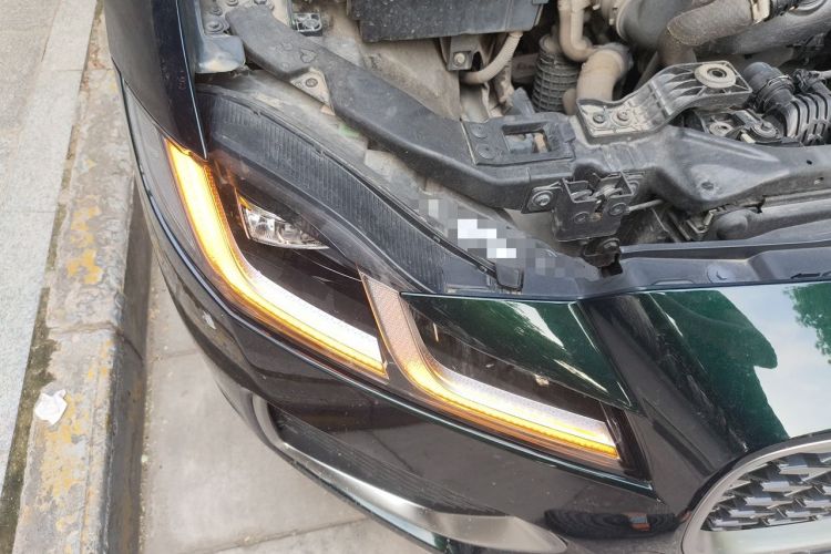 Used Jaguar XFL 2023 XFL 2.0T P250 Two-Wheel-Drive Luxury Deluxe Edition Right Front Headlight