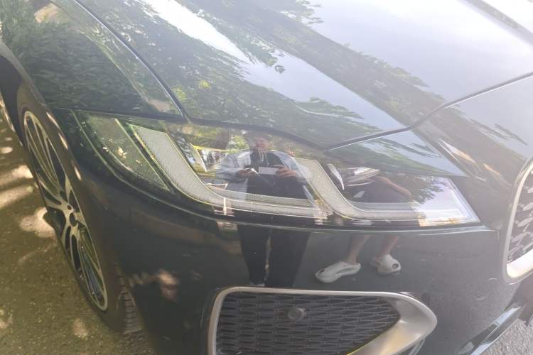 Used Jaguar XFL 2023 XFL 2.0T P250 Two-Wheel-Drive Luxury Deluxe Edition Right Front Headlight