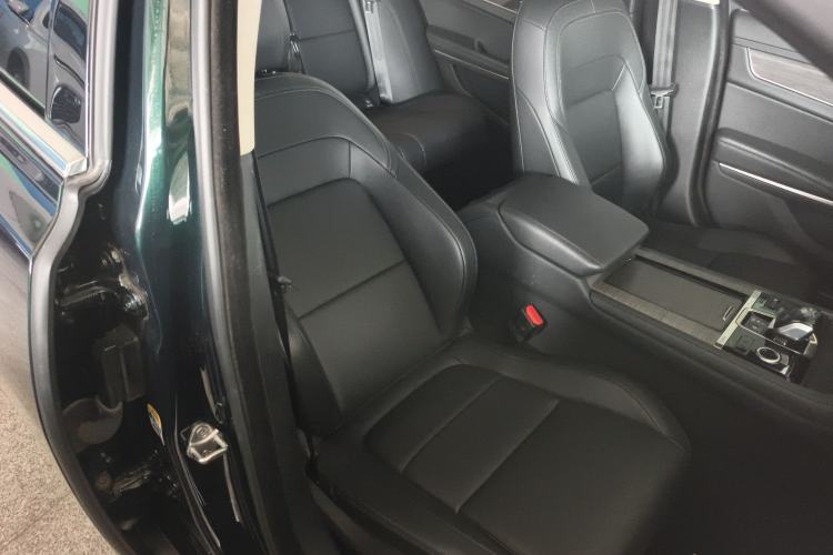 Used Jaguar XFL 2023 XFL 2.0T P200 Two-Wheel-Drive Elite Luxury Edition Right Front Seat