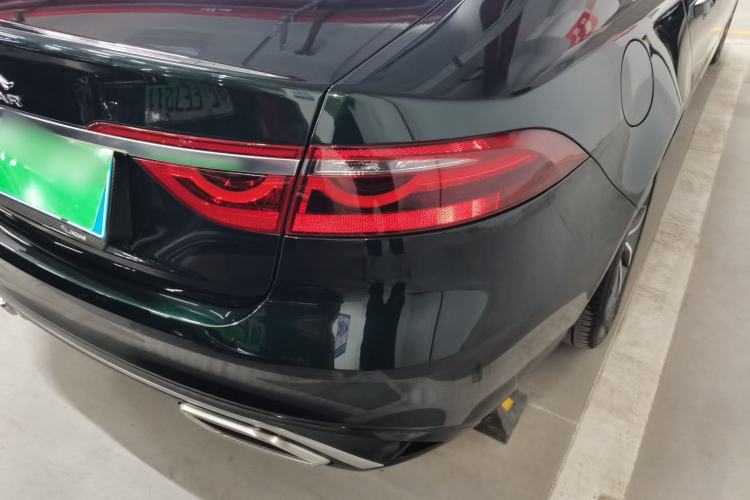 Used Jaguar XFL 2023 XFL 2.0T P250 Two-Wheel-Drive Elite Sport Edition Right Rear Taillight