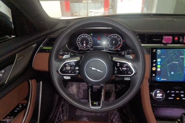 Used Jaguar XFL 2023 XFL 2.0T P250 Two-Wheel-Drive Elite Sport Edition Steering Wheel