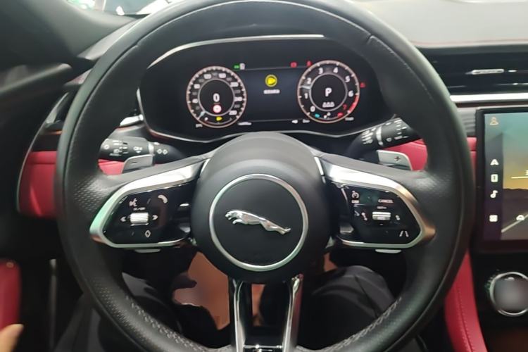 Used Jaguar XFL 2023 XFL 2.0T P250 Two-Wheel-Drive Elite Sport Edition Steering Wheel