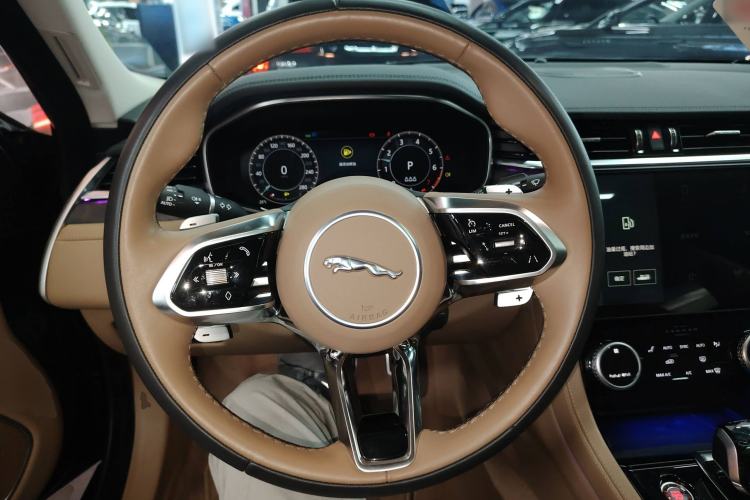 Used Jaguar XFL 2023 XFL 2.0T P250 Two-Wheel-Drive Luxury Deluxe Edition Steering Wheel