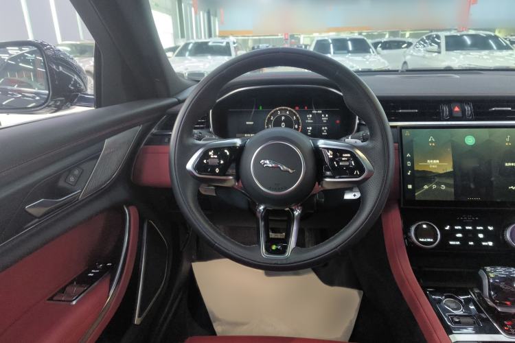 Used Jaguar XFL 2023 XFL 2.0T P250 Two-Wheel-Drive Elite Sport Edition Steering Wheel