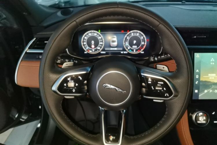 Used Jaguar XFL 2023 XFL 2.0T P250 Two-Wheel-Drive Elite Sport Edition Steering Wheel