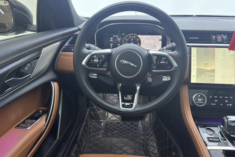 Used Jaguar XFL 2023 XFL 2.0T P250 Two-Wheel-Drive Elite Sport Edition Steering Wheel