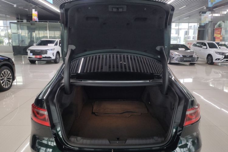 Used Jaguar XFL 2023 XFL 2.0T P200 Two-Wheel-Drive Elite Luxury Edition Trunk
