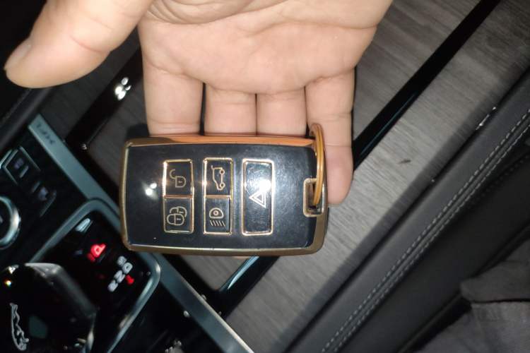 Used Jaguar XFL 2023 XFL 2.0T P200 Two-Wheel-Drive Elite Luxury Edition Vehicle Key