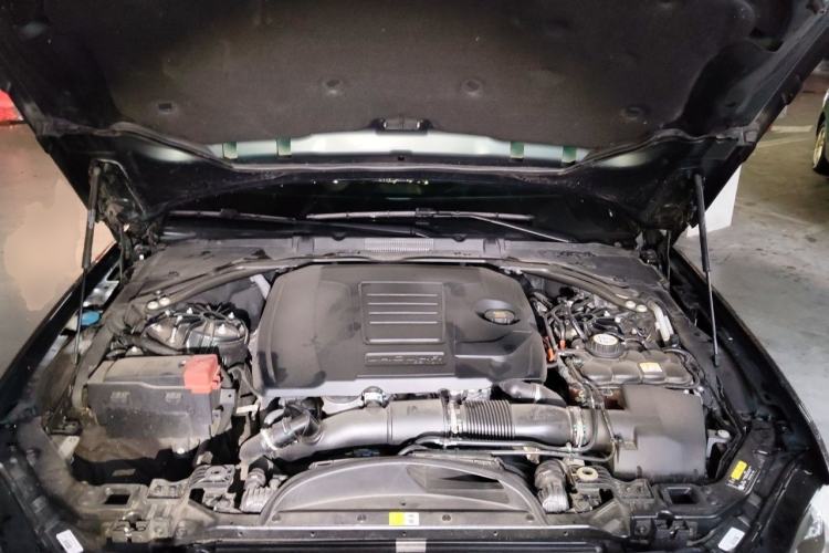 Used Jaguar XFL 2023 XFL 2.0T P250 Two-Wheel-Drive Luxury Deluxe Edition Engine Bay