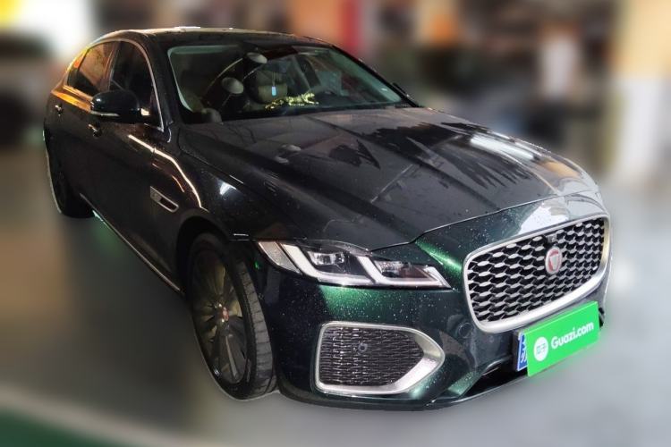 Used Jaguar XFL 2023 XFL 2.0T P250 Two-Wheel-Drive Luxury Deluxe Edition Front Right 45 Deg