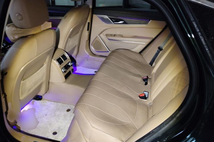 Used Jaguar XFL 2023 XFL 2.0T P250 Two-Wheel-Drive Luxury Deluxe Edition Left Rear Seat