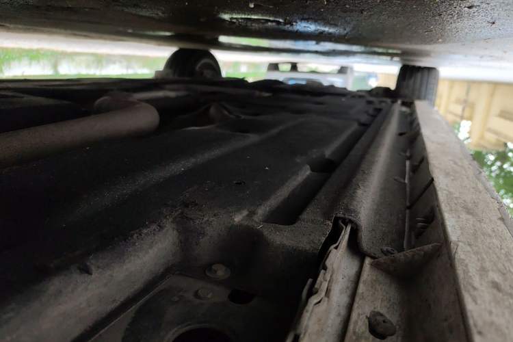 Used Jaguar XFL 2023 XFL 2.0T P300 Four-Wheel-Drive Flagship Sport Edition Chassis Front Right